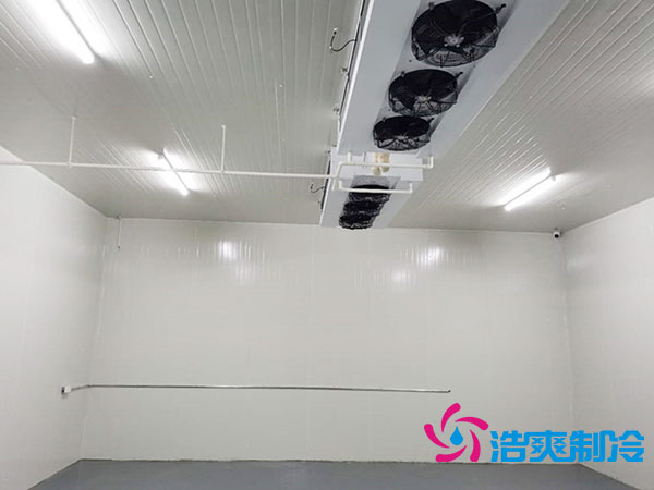 建造一個(gè)300平方的冷庫(kù)的費(fèi)用是多少？300平方米冷庫(kù)造價(jià)表-浩爽制冷